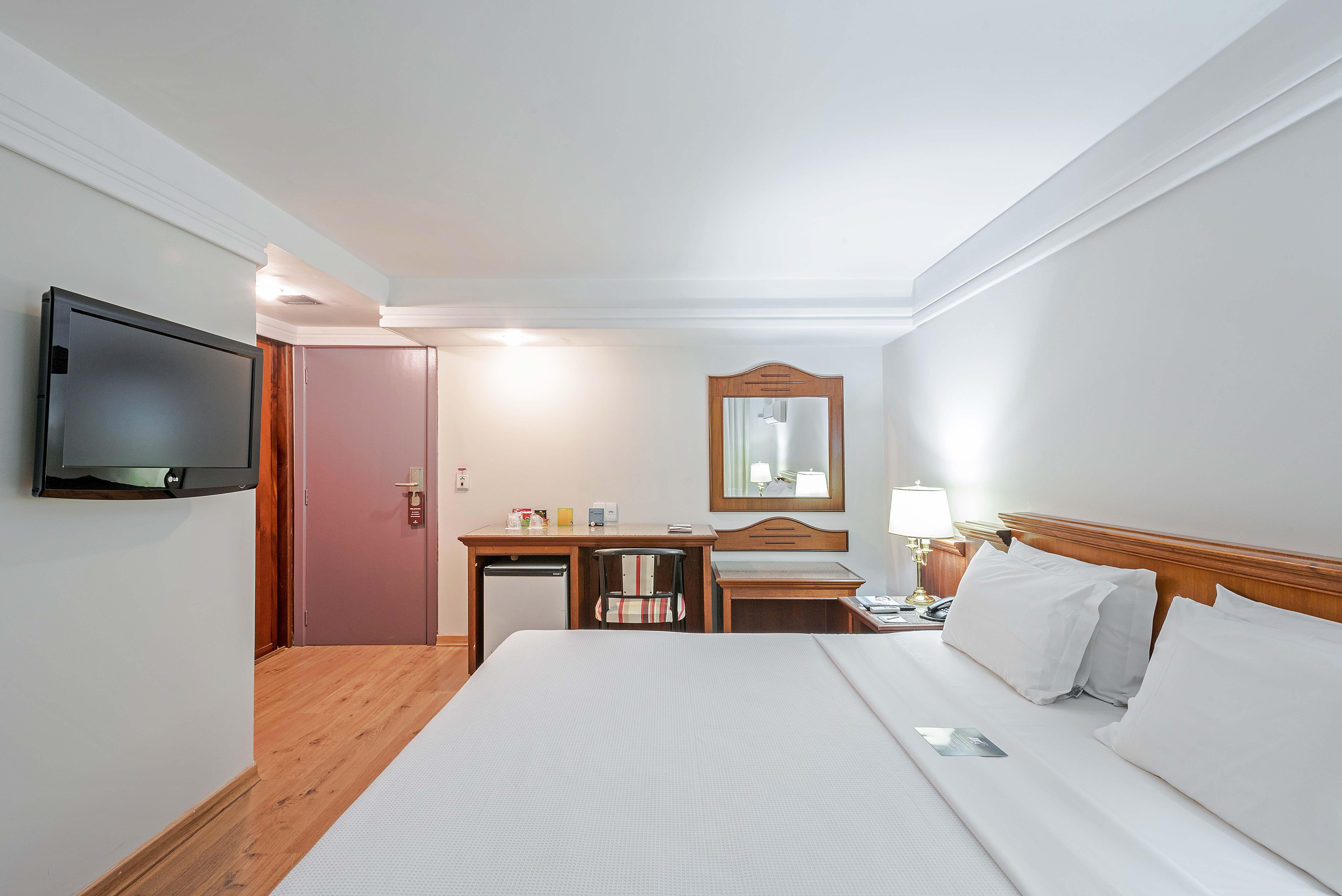 Rede Andrade Braz Hotel Curitiba Ngoại thất bức ảnh